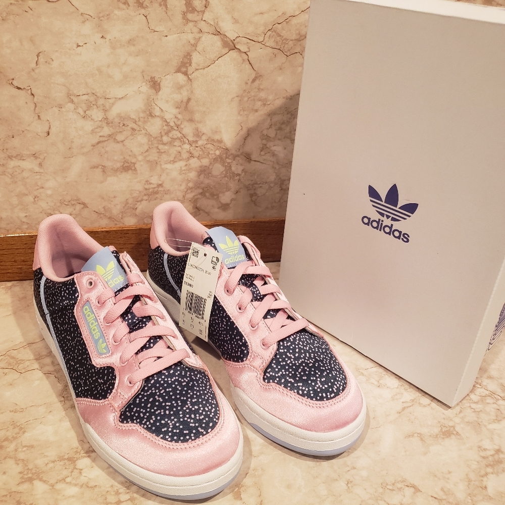⬆️Adidas - Picture 2 of 9